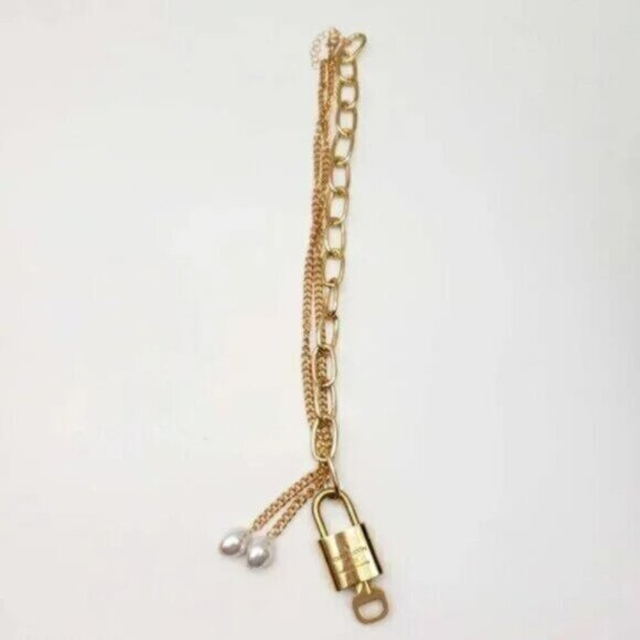 Authentic Louis Vuitton Lock & Key with Unbranded Gold Plated Chain Necklace - Picture 5 of 6